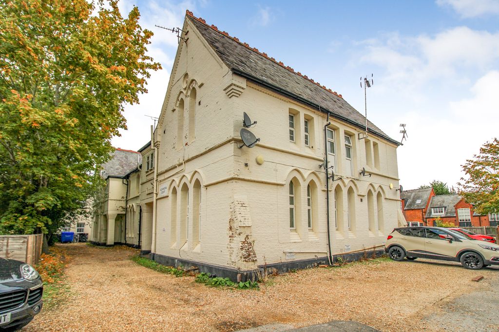 Property photo 1 of 7