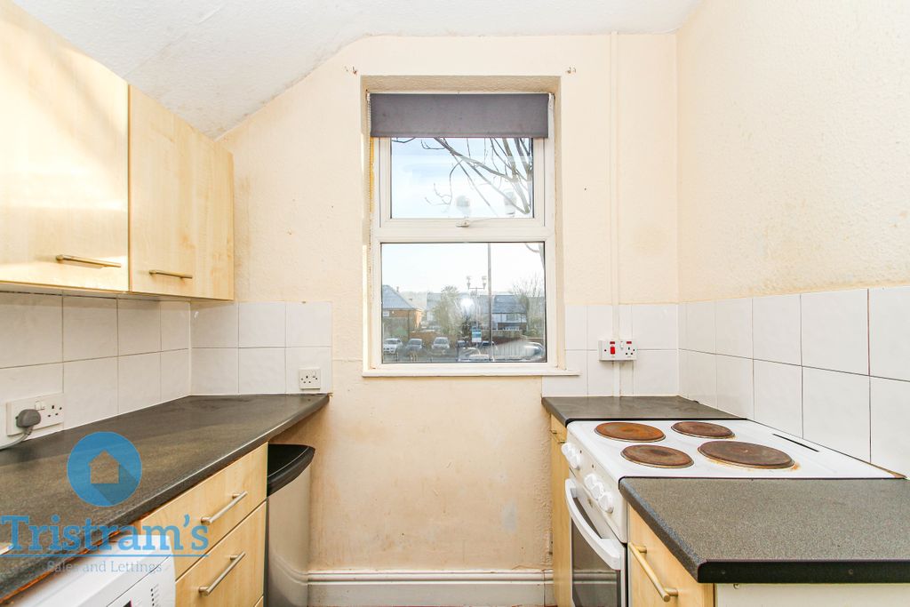 Property photo 3 of 12 Img_3551