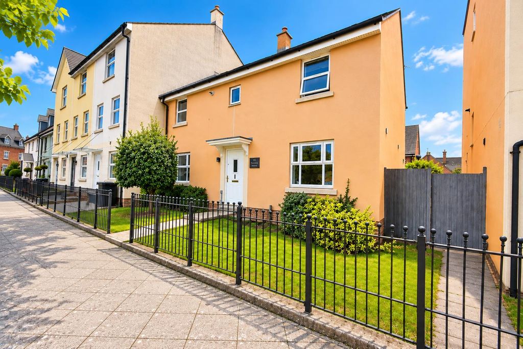 Property photo 1 of 18 101.Png