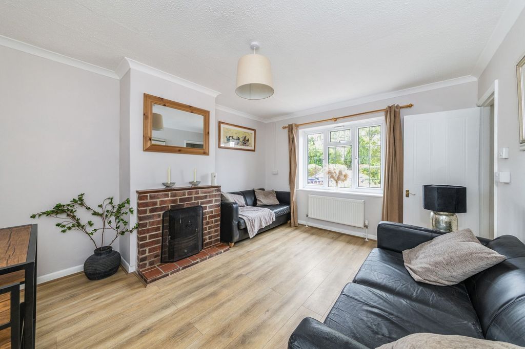 Property photo 3 of 17