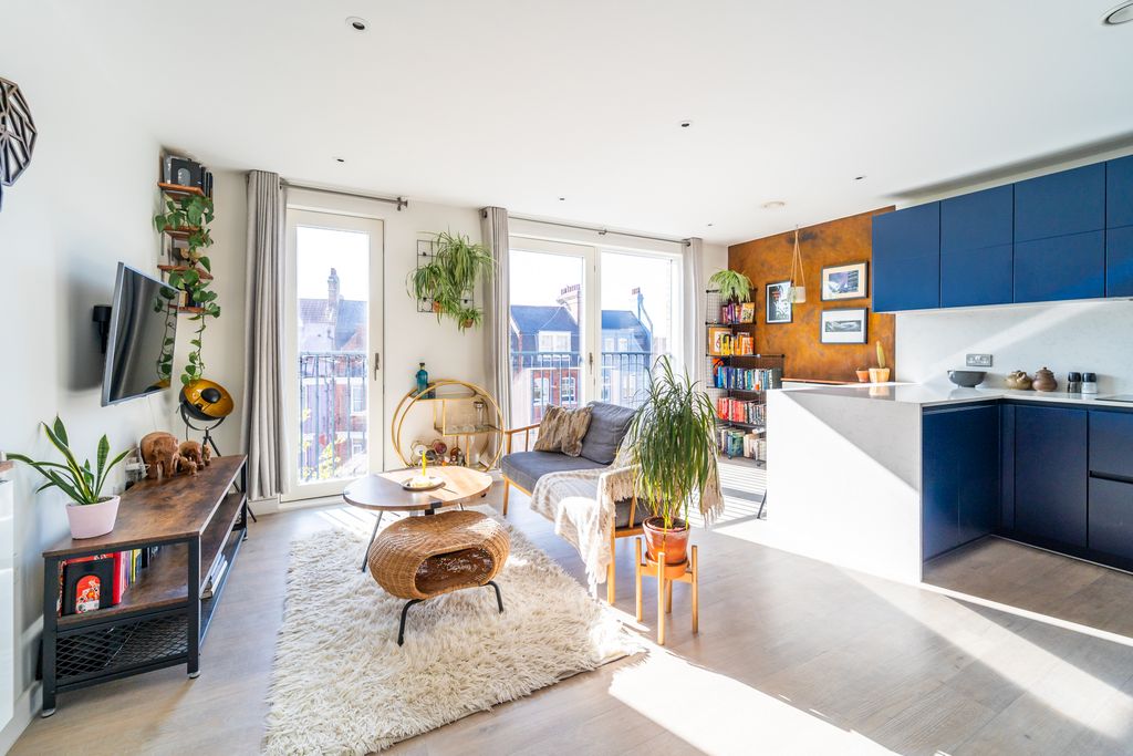 Property photo 3 of 15