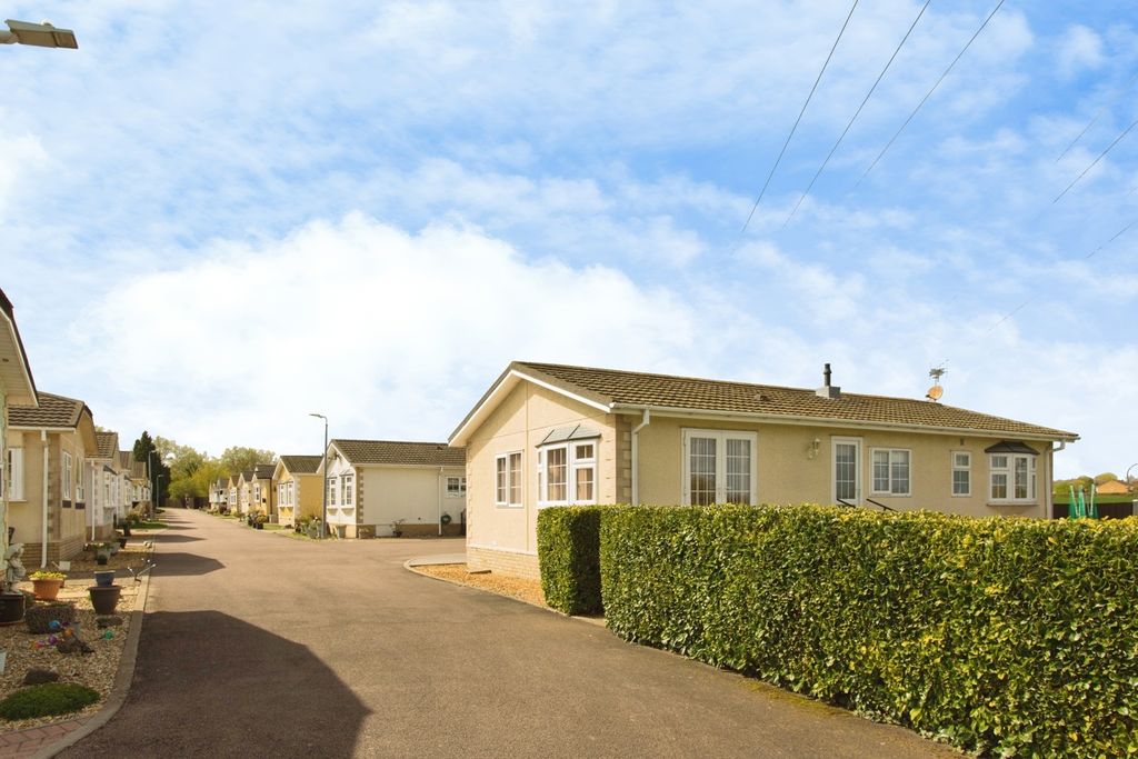 Property photo 2 of 14 Pbox-Img.Jpg