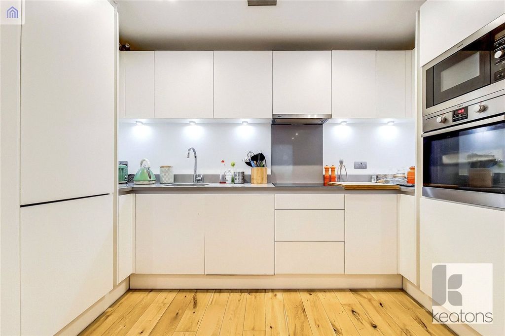 Property photo 2 of 13 Kitchen