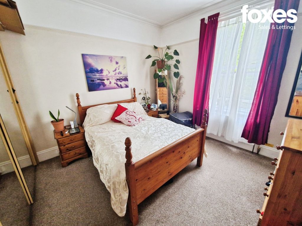 Property photo 2 of 7 4409141