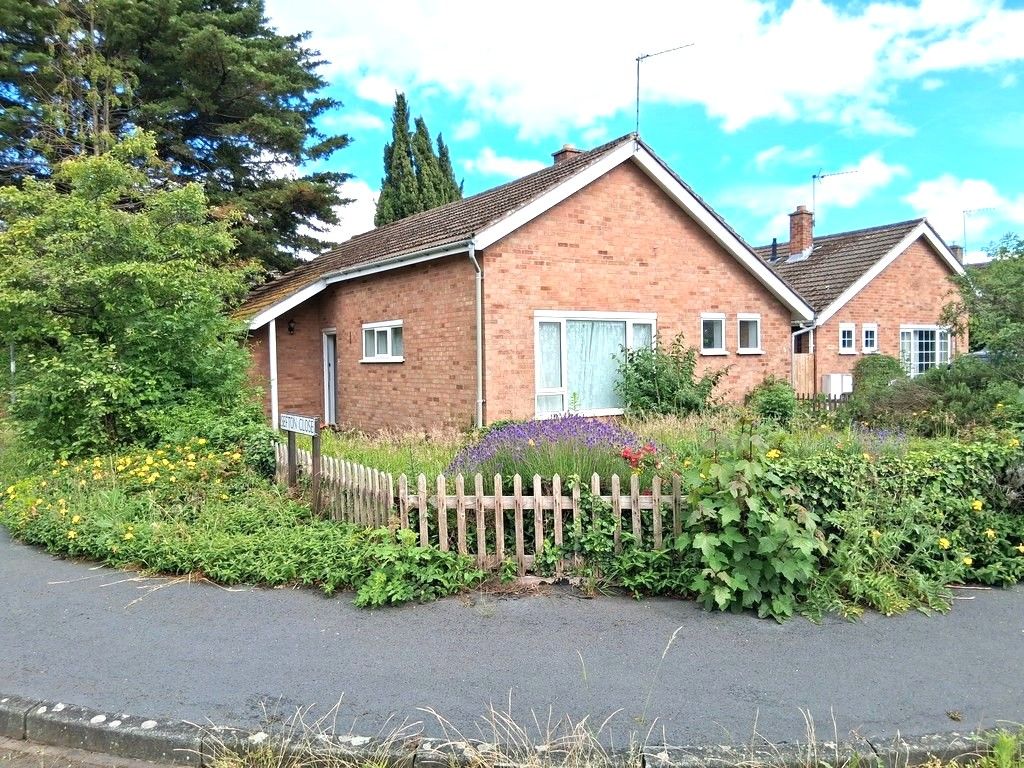 Property photo 1 of 7 Front