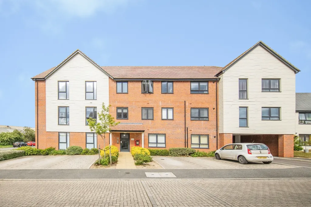 Apartment in Ipswich, Westbourne - View 3