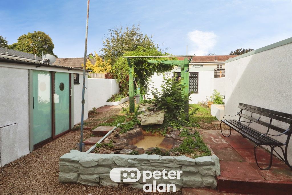 Property photo 3 of 24