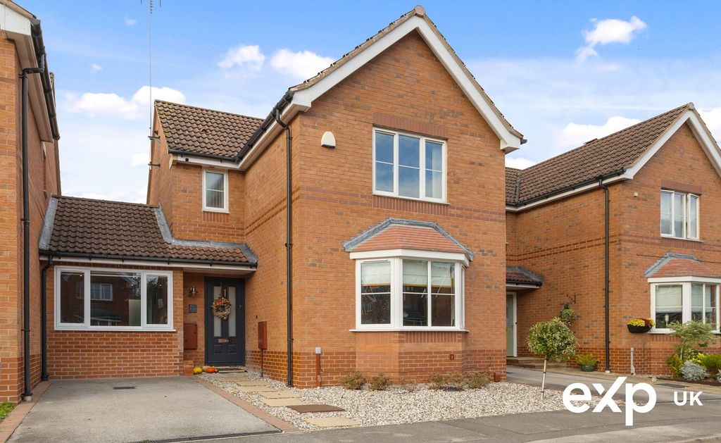 Property photo 3 of 32