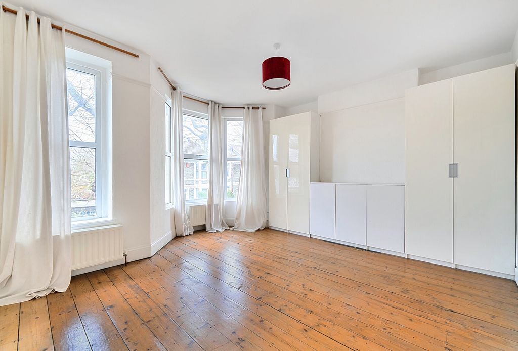 Property photo 2 of 23 1385904-6-692d9Bb...