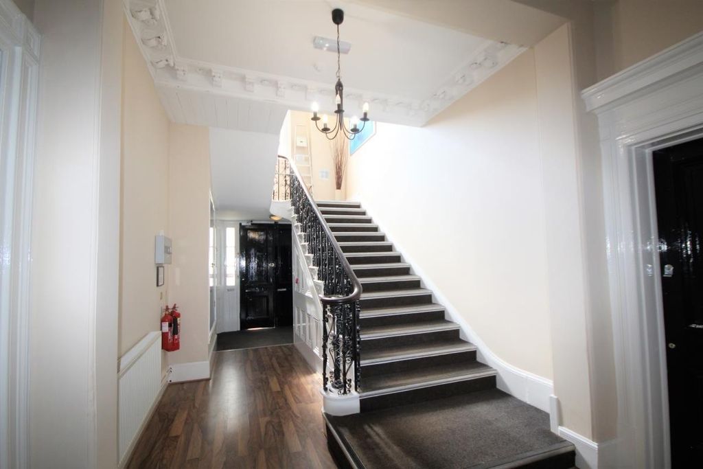 Property photo 3 of 14 58514602.Jpg