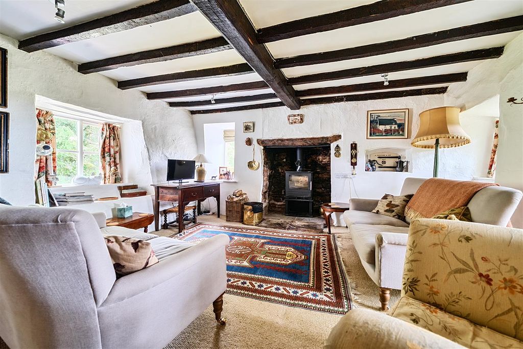 Property photo 2 of 18 1478713-19-6A3938Acc2Fea.Jpg