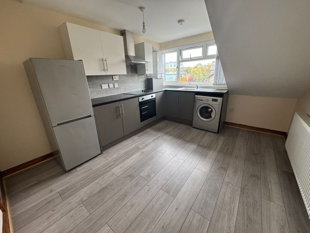 Property photo 1 of 6 Image