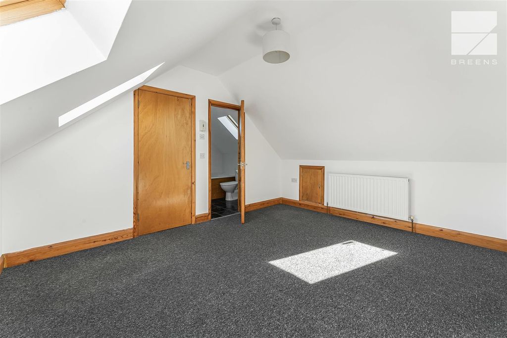 Additional image 18 of 3 bed property for saleCastle Avenue, Highams Park E4