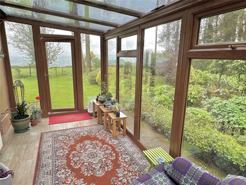 Property photo 3 of 25 Picture No. 14
