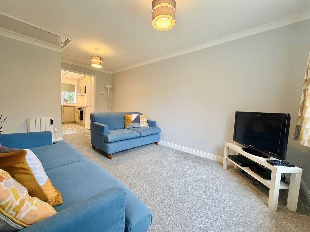 Property photo 3 of 8