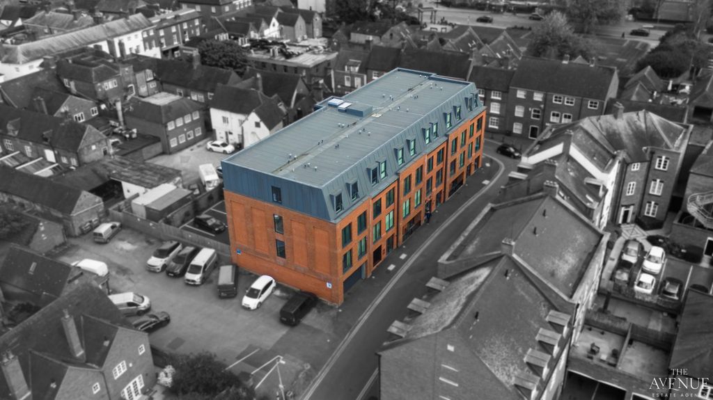 Property photo 1 of 10 4136140