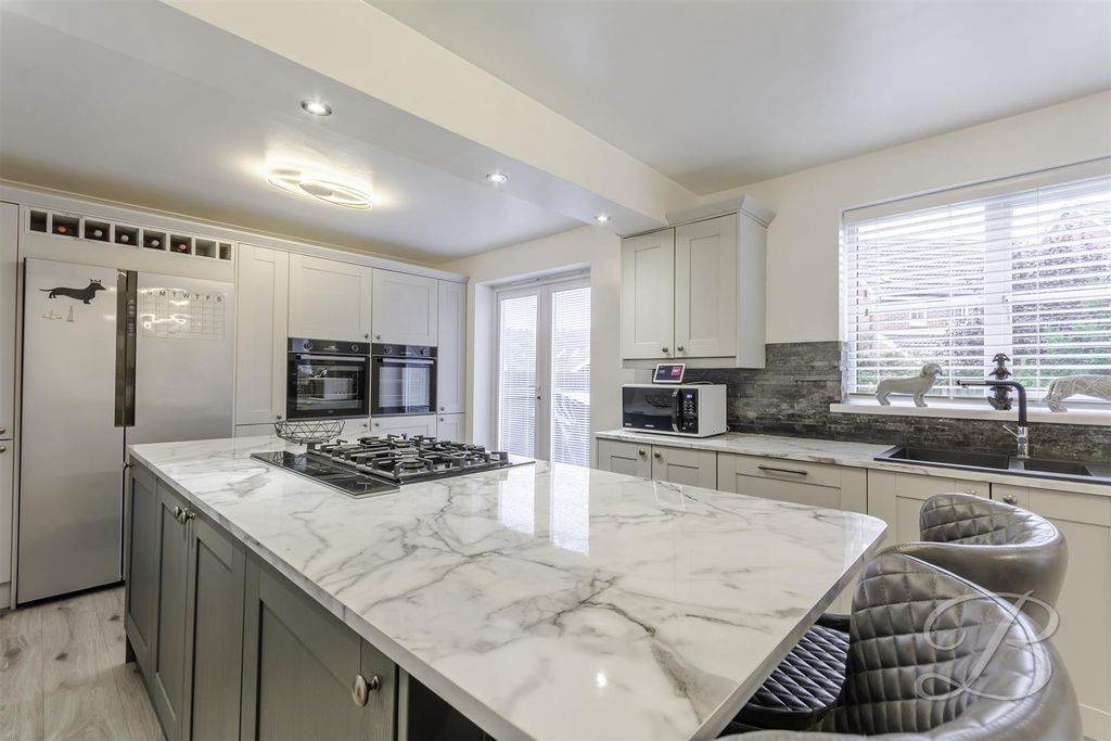 Property photo 2 of 39 Ccltd-5.Jpg