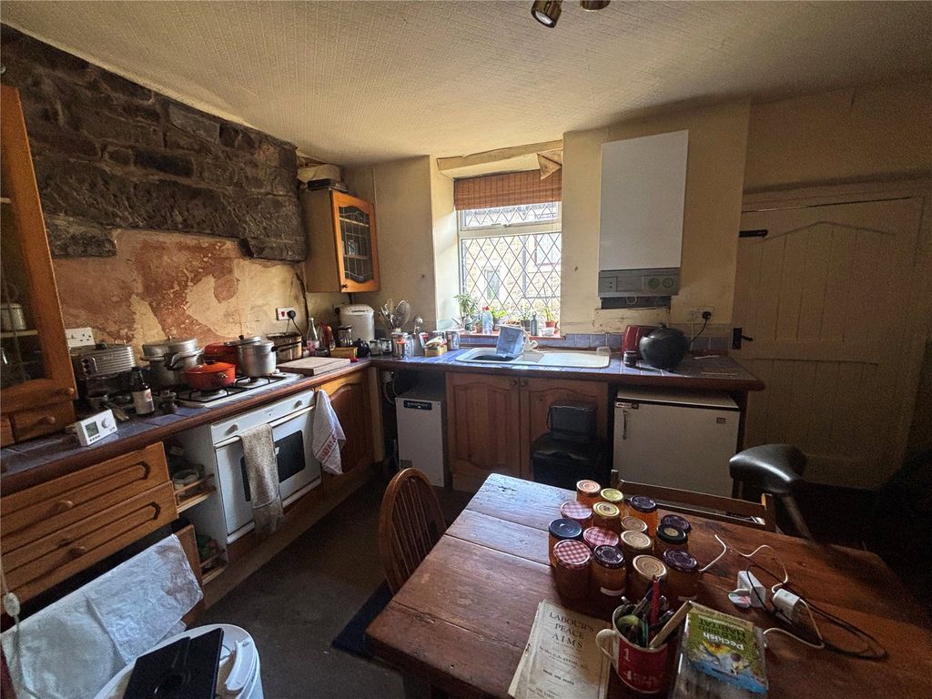 Property photo 3 of 8 Picture No. 05
