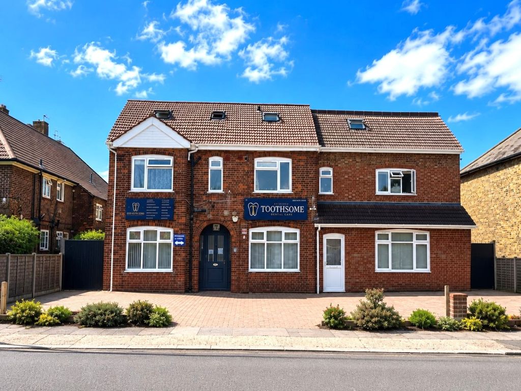 Property photo 1 of 7