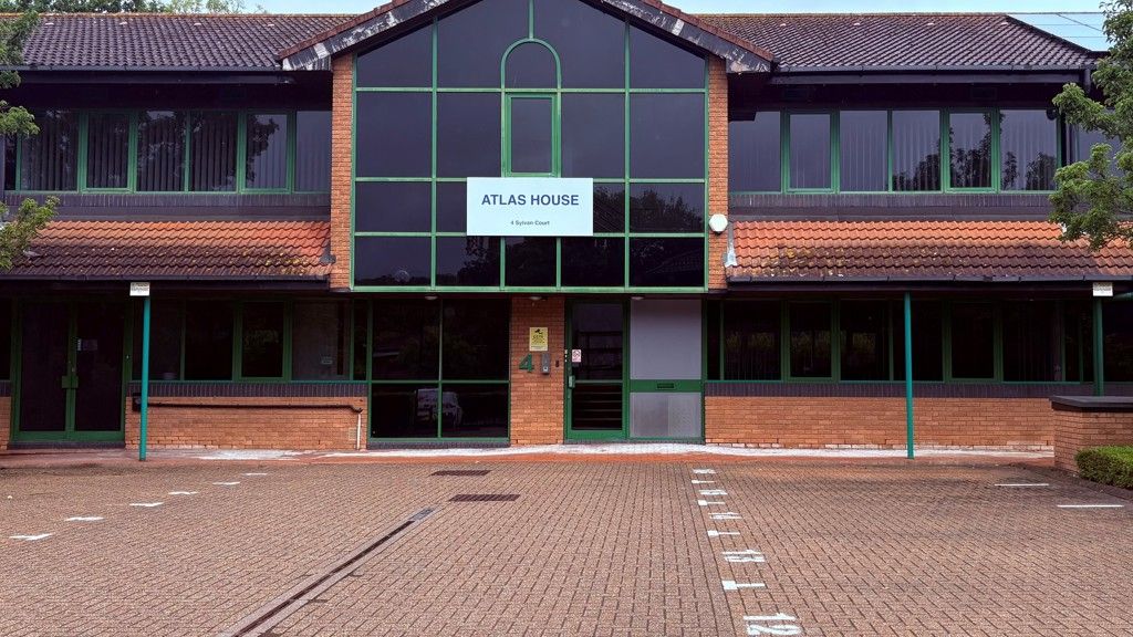 Property photo 1 of 4 Photo 6