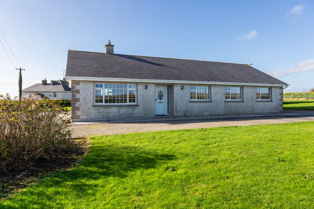 Property photo 2 of 46