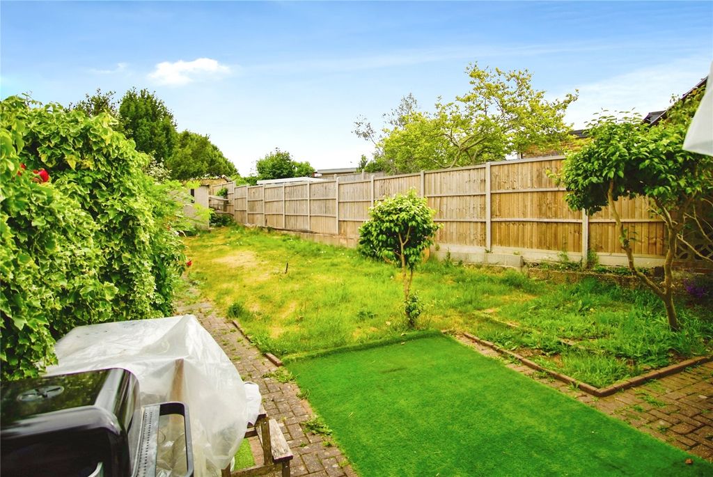 Property photo 2 of 13 Picture No. 14