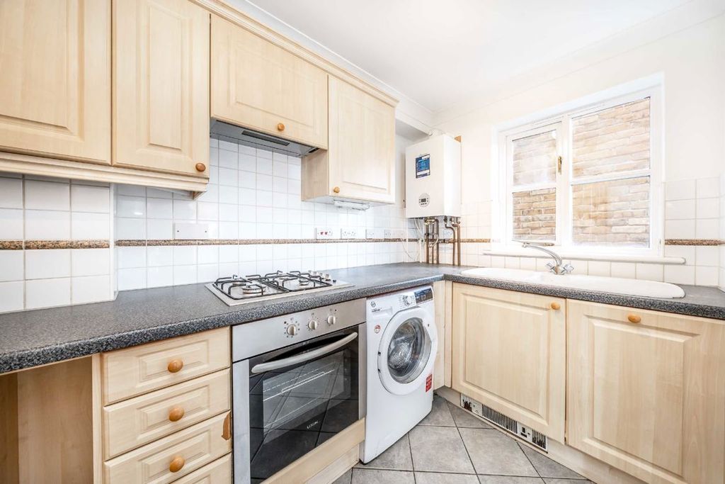 Property photo 3 of 7