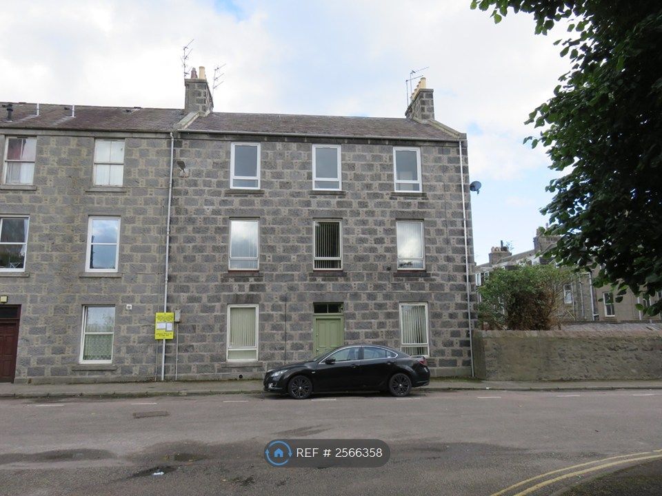Property photo 1 of 13 Front View
