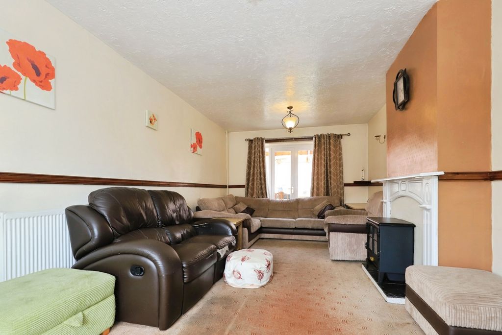 Property photo 3 of 20 Pbox-Img.Jpg