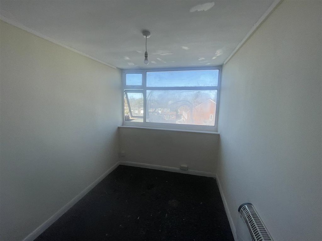 Property photo 3 of 11 Img_7933.Jpg