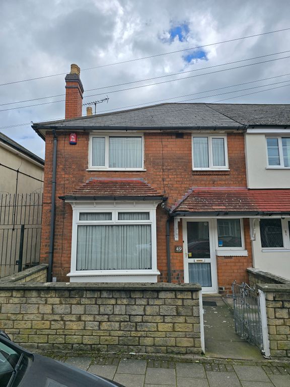 Property photo 1 of 12