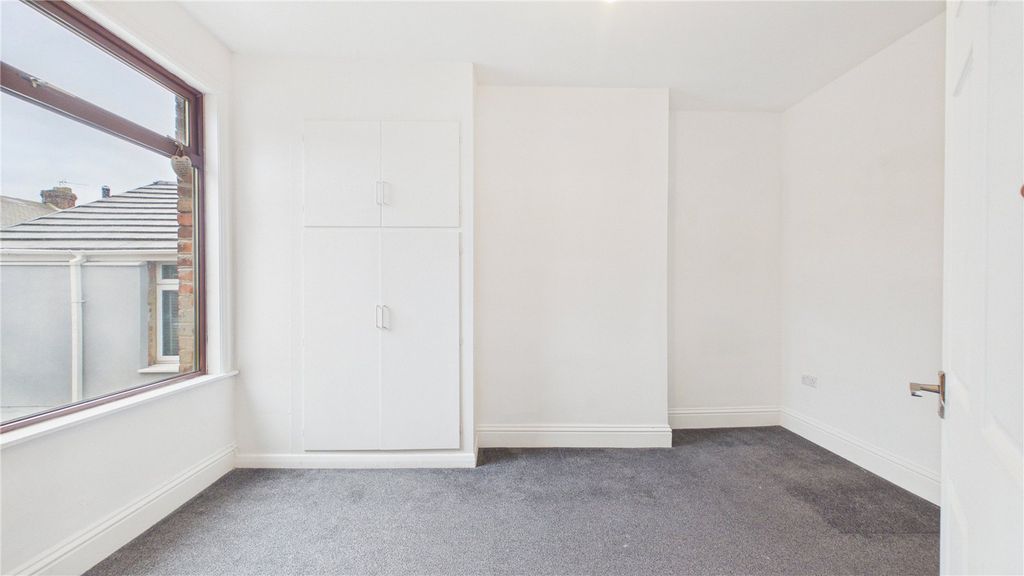 Property photo 2 of 7 Picture No. 02