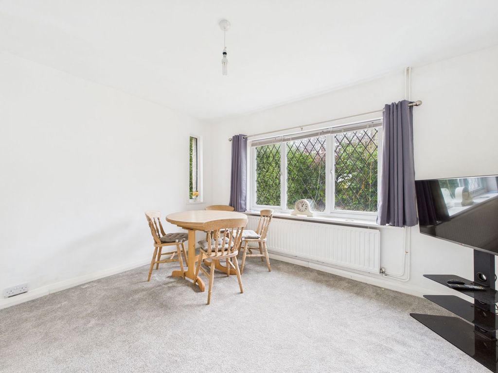 Property photo 3 of 21