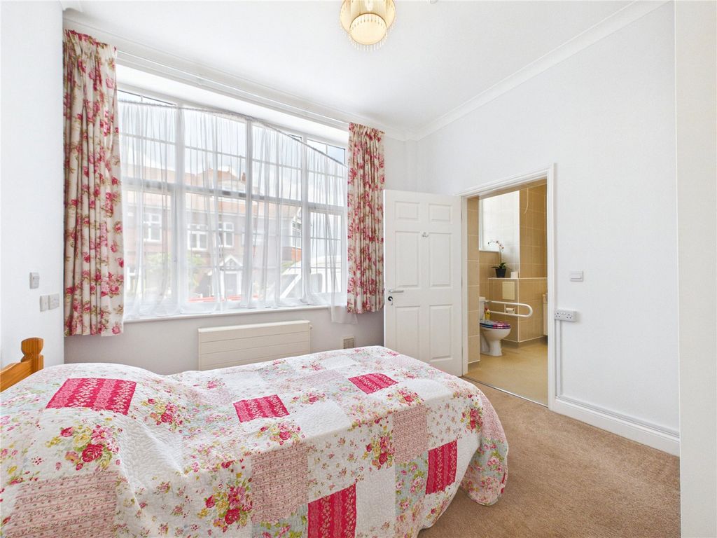 Property photo 3 of 19 Picture No. 13
