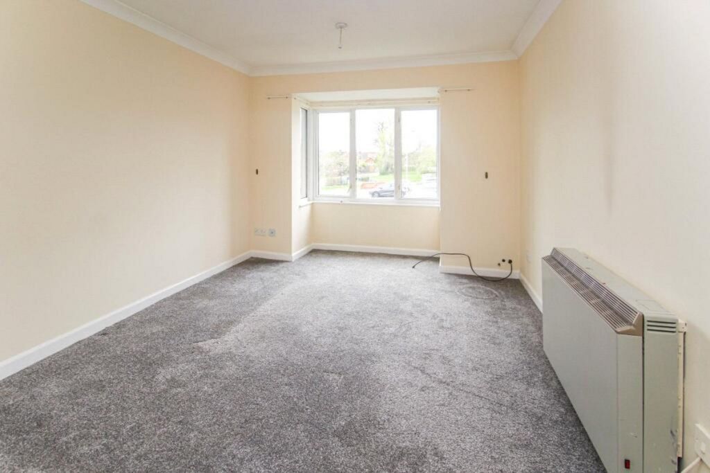 Property photo 2 of 6