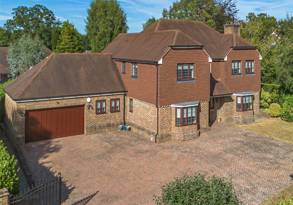 Property photo 1 of 46 Picture No. 02