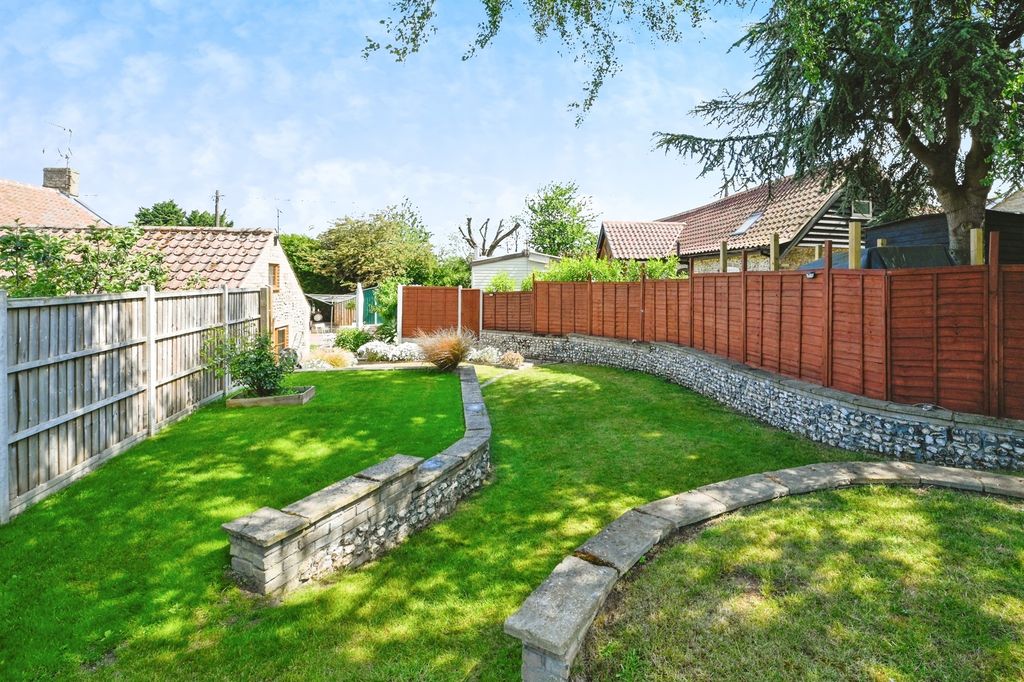 Property photo 3 of 20