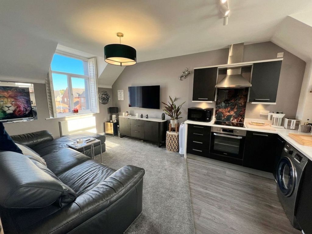 Property photo 1 of 16