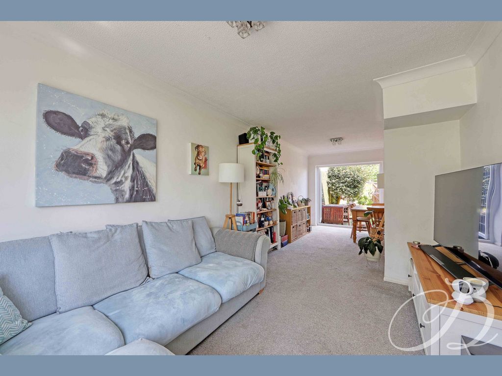 Property photo 3 of 12