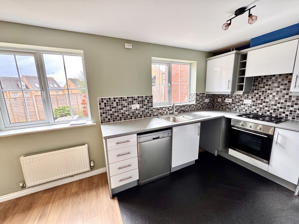 Property photo 2 of 15 Kitchen