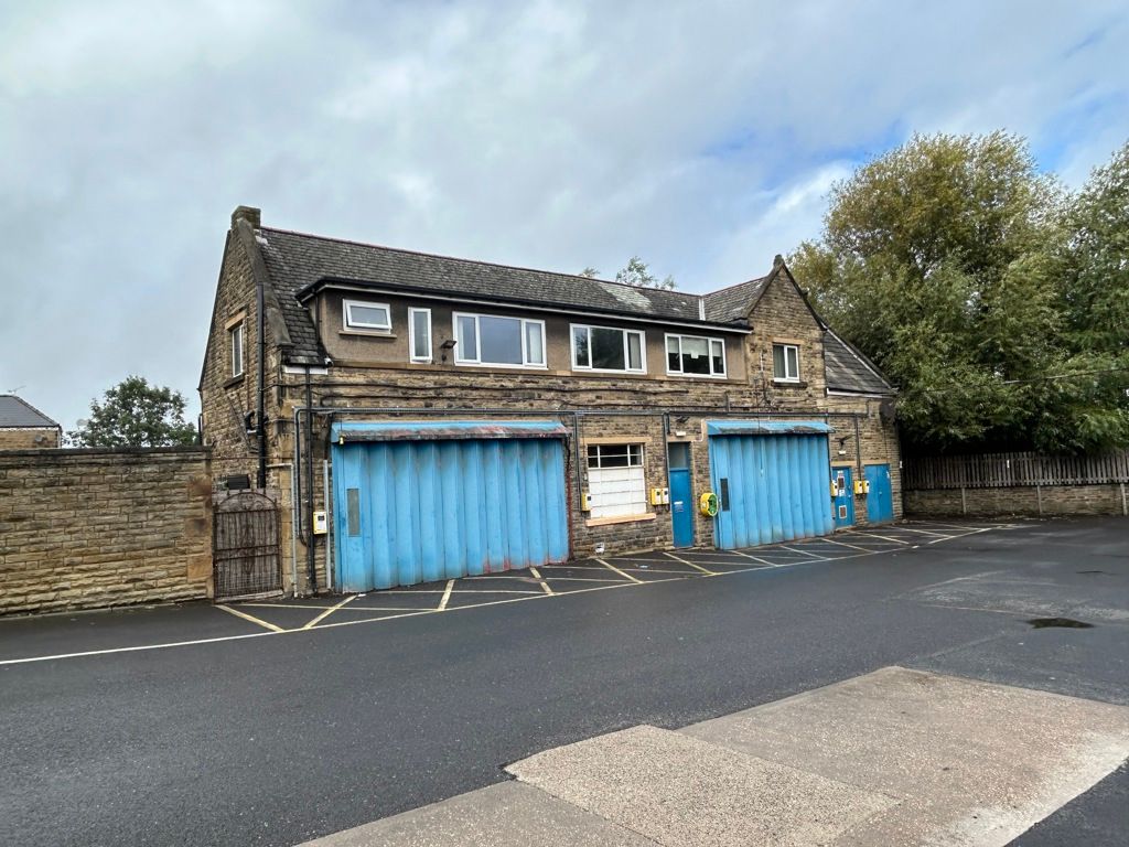 Property photo 1 of 6 Photo 9