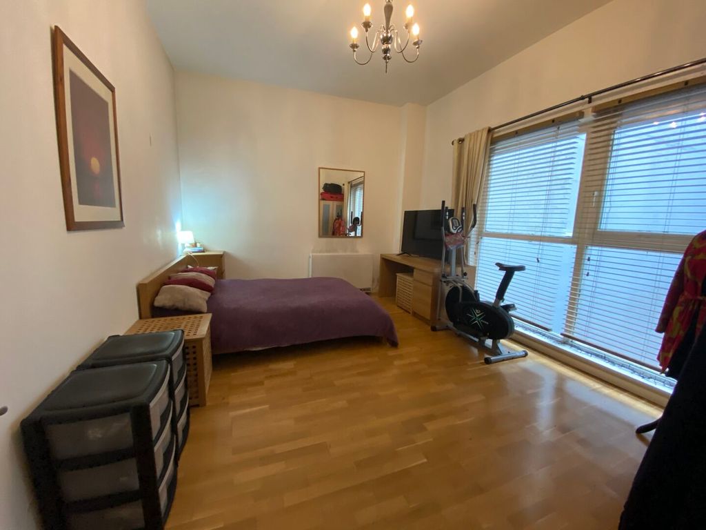 Property photo 2 of 8 Img_31451_9_Original.Jpg