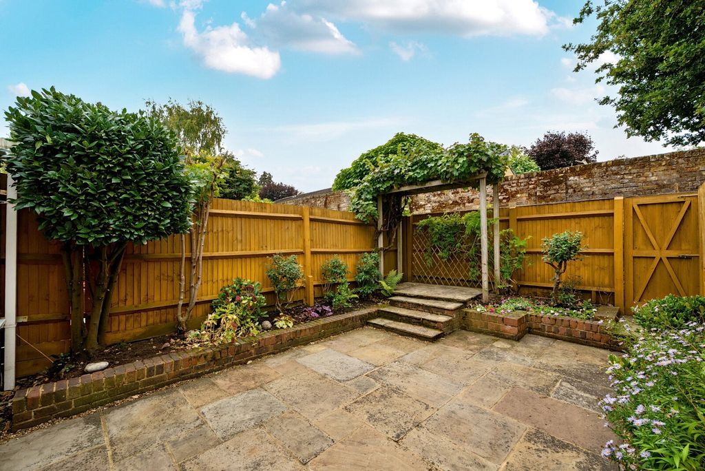 Property photo 3 of 13 1361225-5-68Dcf6F...