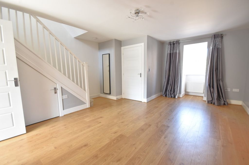 Property photo 2 of 16 Picture No. 07