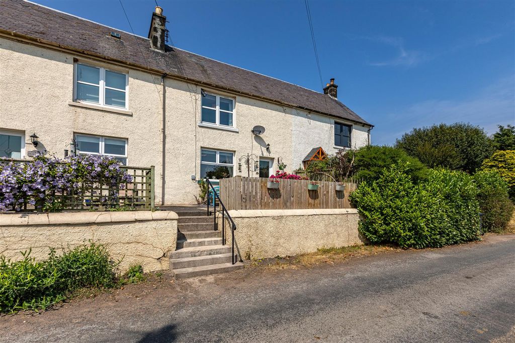 Property photo 1 of 28 7 Graden Farm Cottages Kelso 01.Jpg