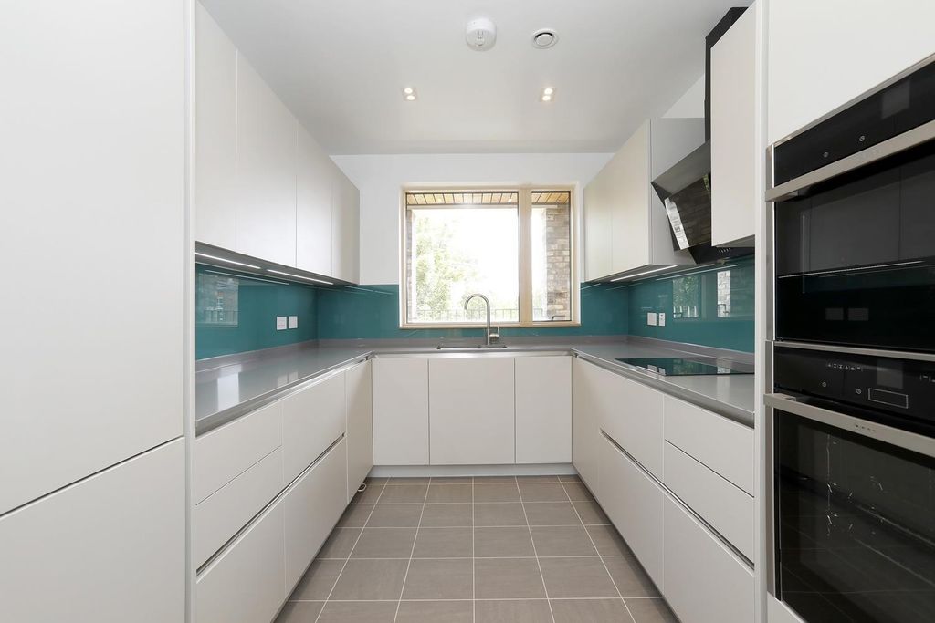 Property photo 2 of 9 1.Jpg