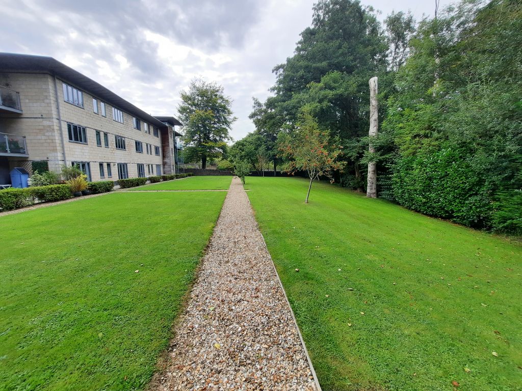 Additional image 10 of 2 bed flat to rentLanes, Yeovil BA22