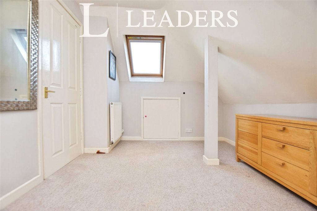 Property photo 2 of 10 Picture No. 05