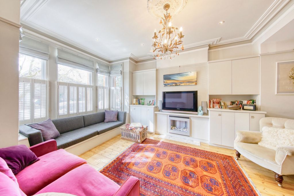 Property photo 2 of 30 Photo 2