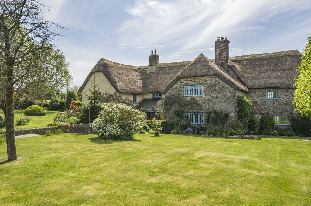 Property photo 2 of 50 1282345 (10).Jpg